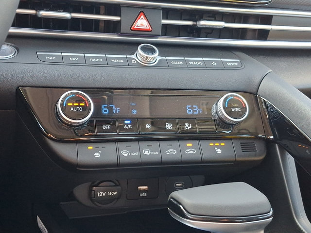 New 2026 Hyundai Elantra Limited FWD image 14