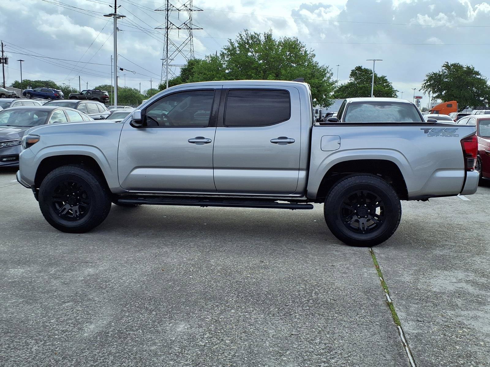 Used 2019 Toyota Tacoma SR w/ SR Convenience Package RWD image 22