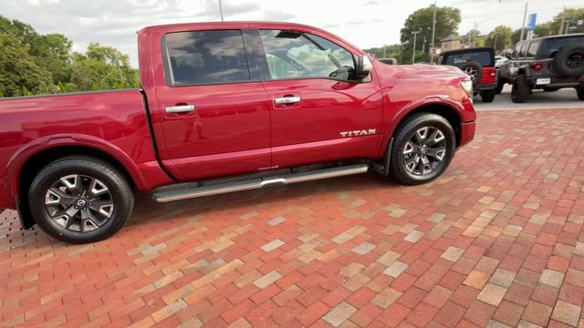Used 2023 Nissan Titan Platinum Reserve w/ Moonroof Package RWD video 2