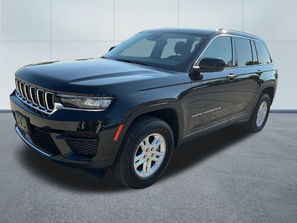 Certified 2023 Jeep Grand Cherokee Laredo AWD/4WD video 2