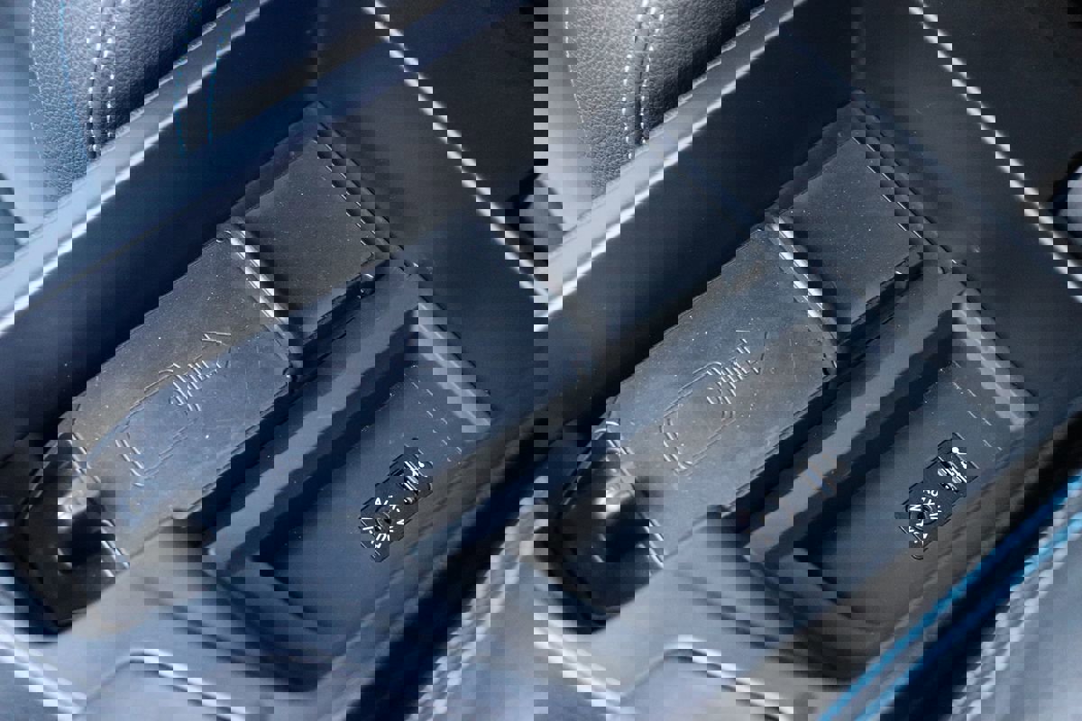 Used 2017 BMW M2 image 28