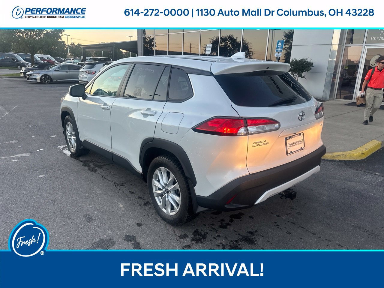 Used 2023 Toyota Corolla Cross LE AWD/4WD image 6