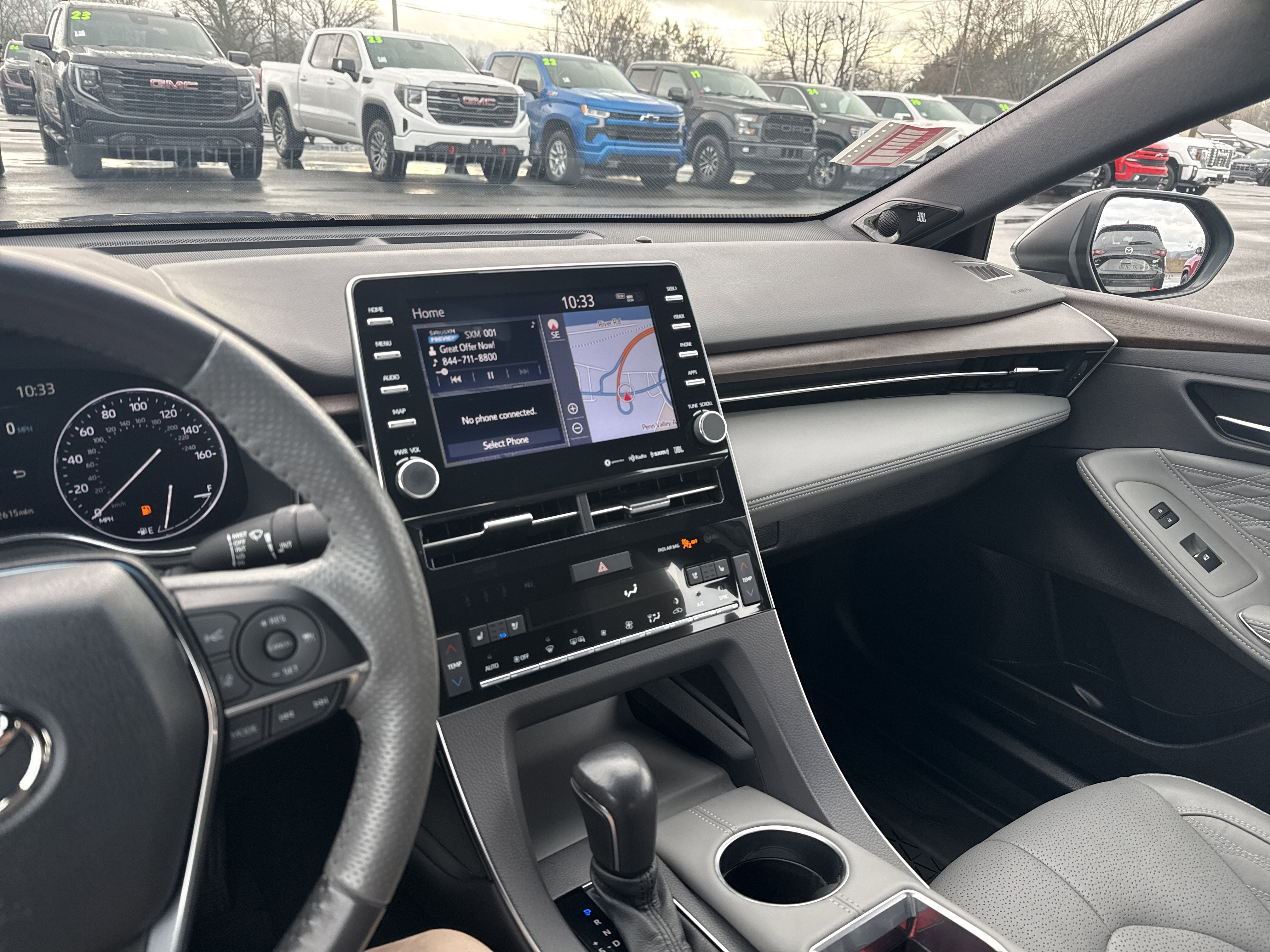 Used 2022 Toyota Avalon Limited image 23