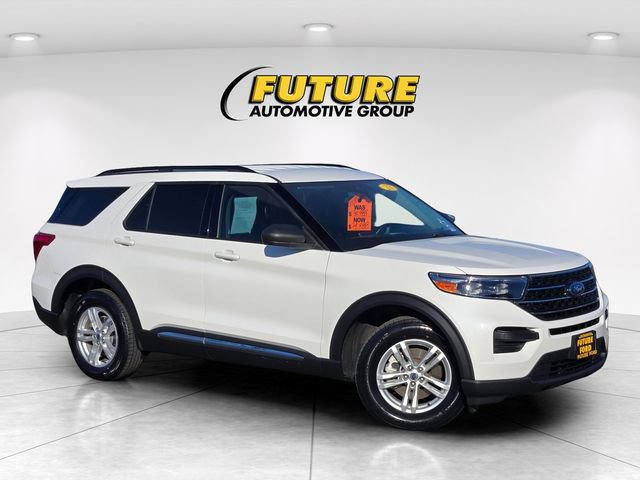 Certified 2023 Ford Explorer XLT AWD/4WD image 1