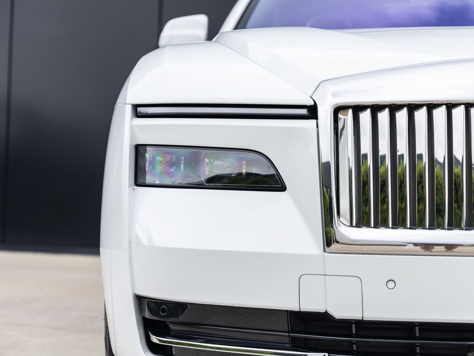 Used 2024 Rolls-Royce Spectre AWD/4WD image 21
