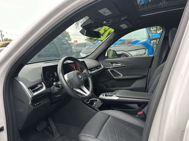 Used 2023 BMW X1 xDrive28i image 15
