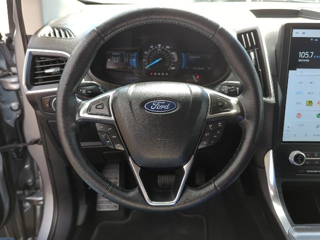 Used 2024 Ford Edge Titanium image 11