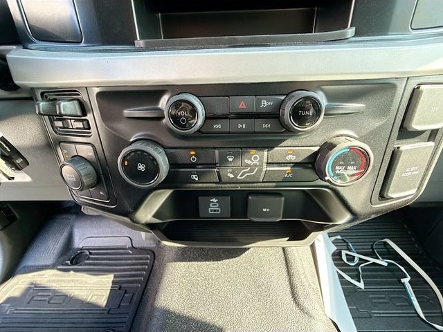 New 2026 Ford F550 4x4 Regular Cab Super Duty image 19