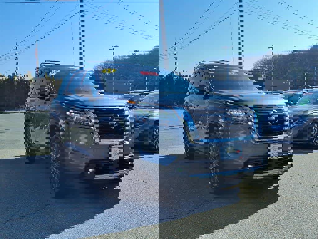 Certified 2023 Nissan Pathfinder SL w/ SL Premium Package image 3