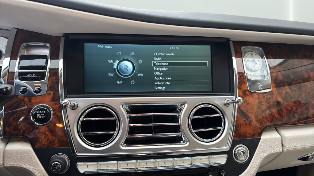Used 2013 Rolls-Royce Ghost image 30