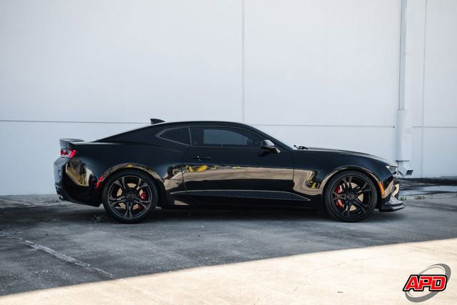 Used 2018 Chevrolet Camaro SS image 13