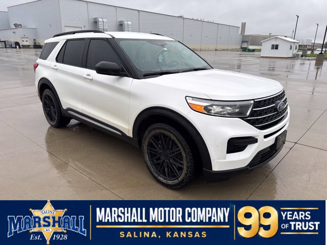 Used 2023 Ford Explorer XLT AWD/4WD image 1