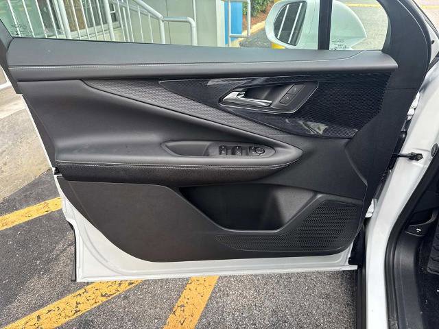 New 2025 Chevrolet Blazer EV LT w/ LPO, All-Weather Mat Package image 17