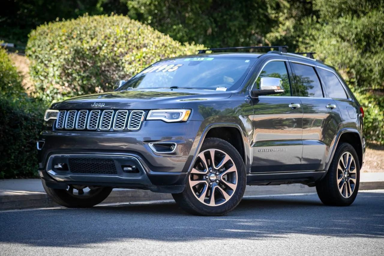 Used 2017 Jeep Grand Cherokee Overland