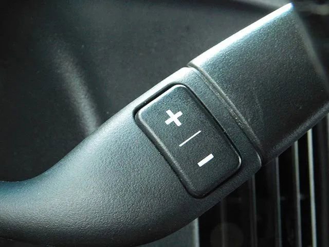 Used 2023 GMC Savana 2500 Extended w/ Driver Convenience Package RWD image 13