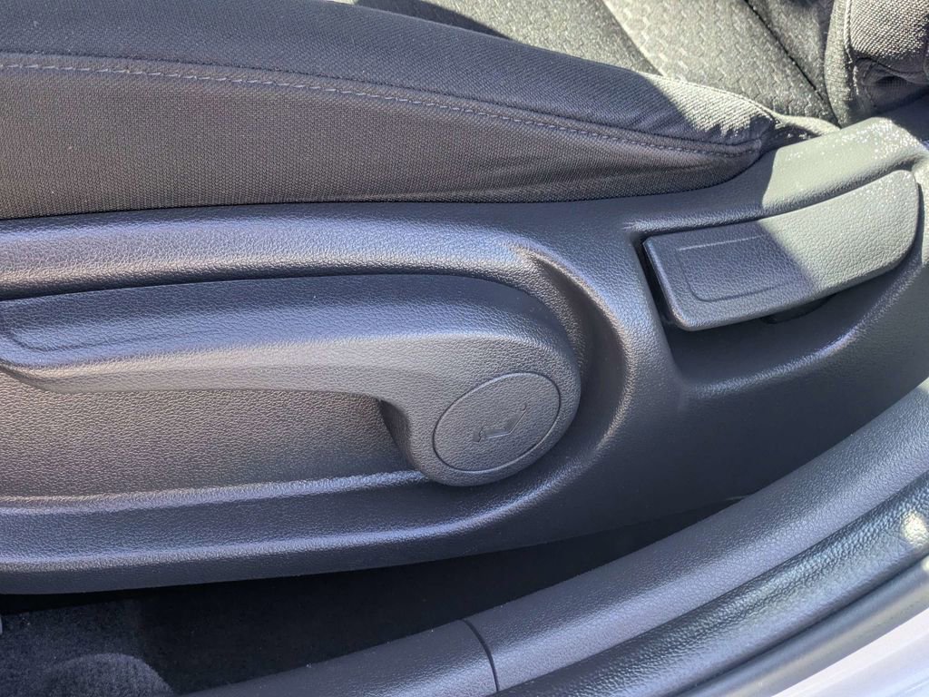 Used 2019 Hyundai Elantra Value Edition w/ Cargo Package FWD image 18