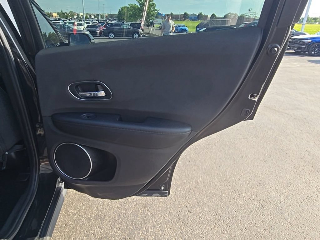 Used 2021 Honda HR-V EX image 30