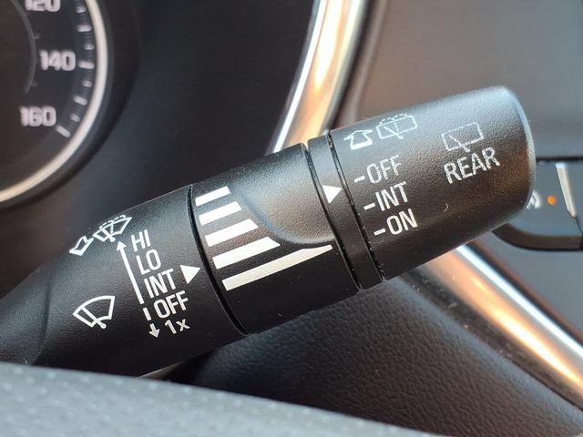 Used 2021 Chevrolet Blazer LT w/ LPO, Cargo Package FWD image 28
