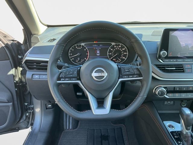 Used 2025 Nissan Altima 2.5 SR image 14