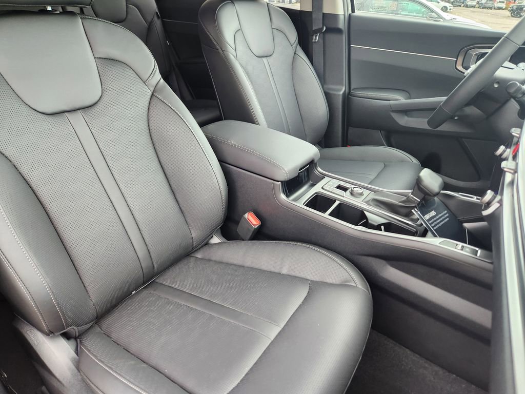 New 2026 Kia Sorento EX image 13