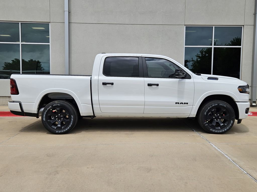 New 2026 RAM 1500 4x4 Crew Cab image 2