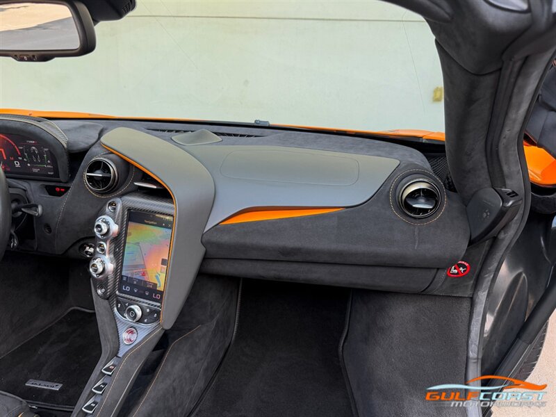 Used 2022 McLaren 720S Performance RWD image 36
