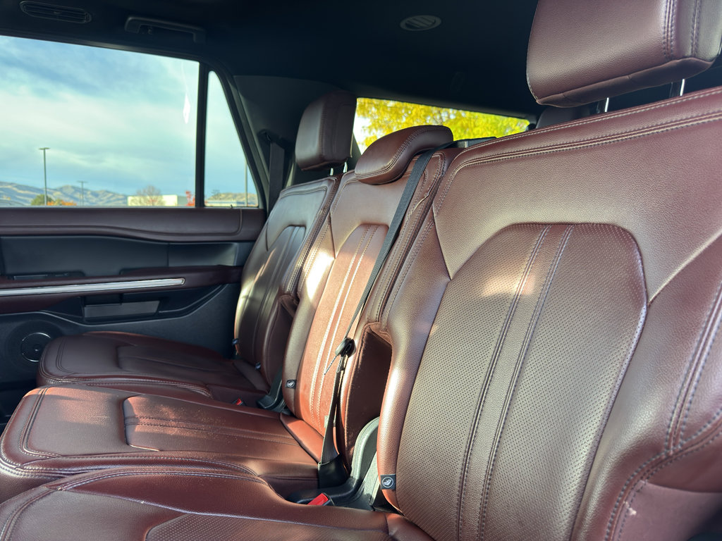 Used 2024 Ford Expedition Max Limited image 10
