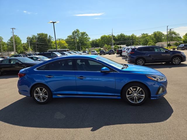 Used 2018 Hyundai Sonata Sport w/ Cargo Package FWD image 5