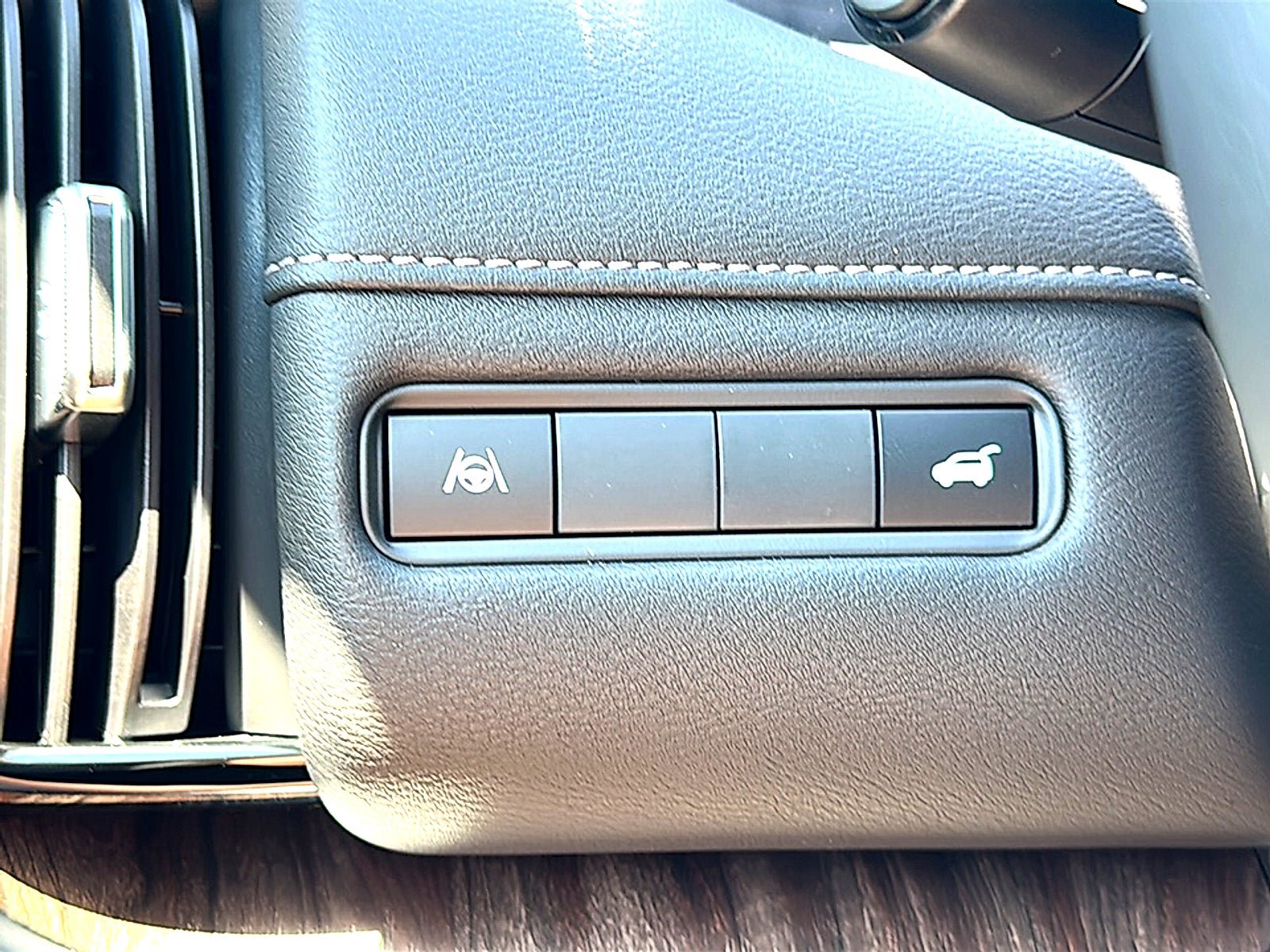 New 2026 Nissan Armada SL AWD/4WD image 26