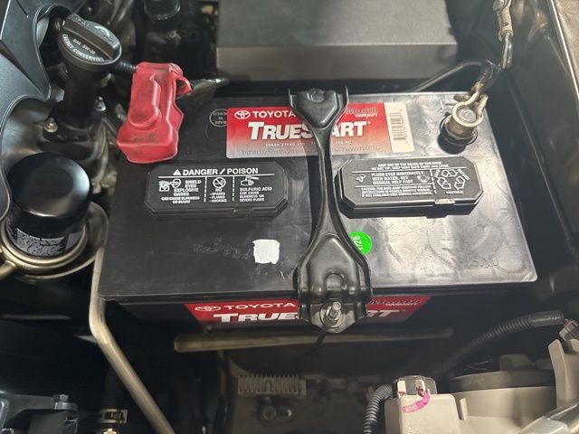 Used 2012 Toyota Tacoma PreRunner image 28