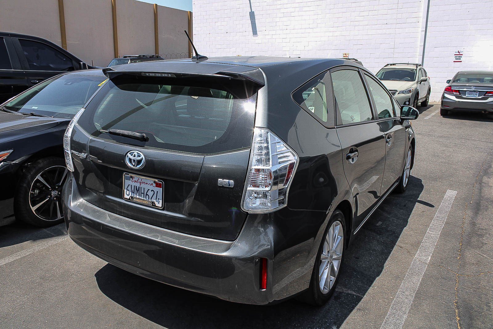 Used 2012 Toyota Prius V Five FWD image 7