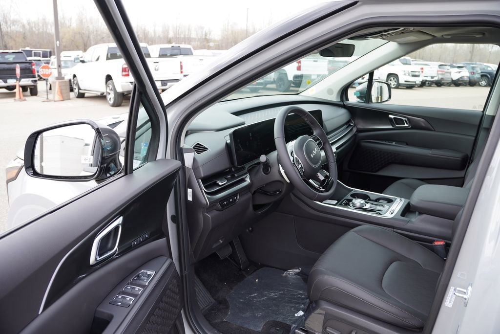 New 2026 Kia Carnival SX FWD image 10