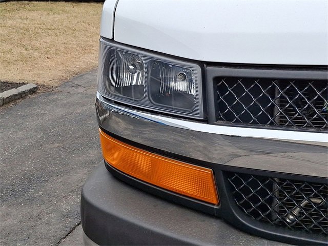 Used 2021 Chevrolet Express 3500 LT w/ LT Preferred Equipment Group image 27