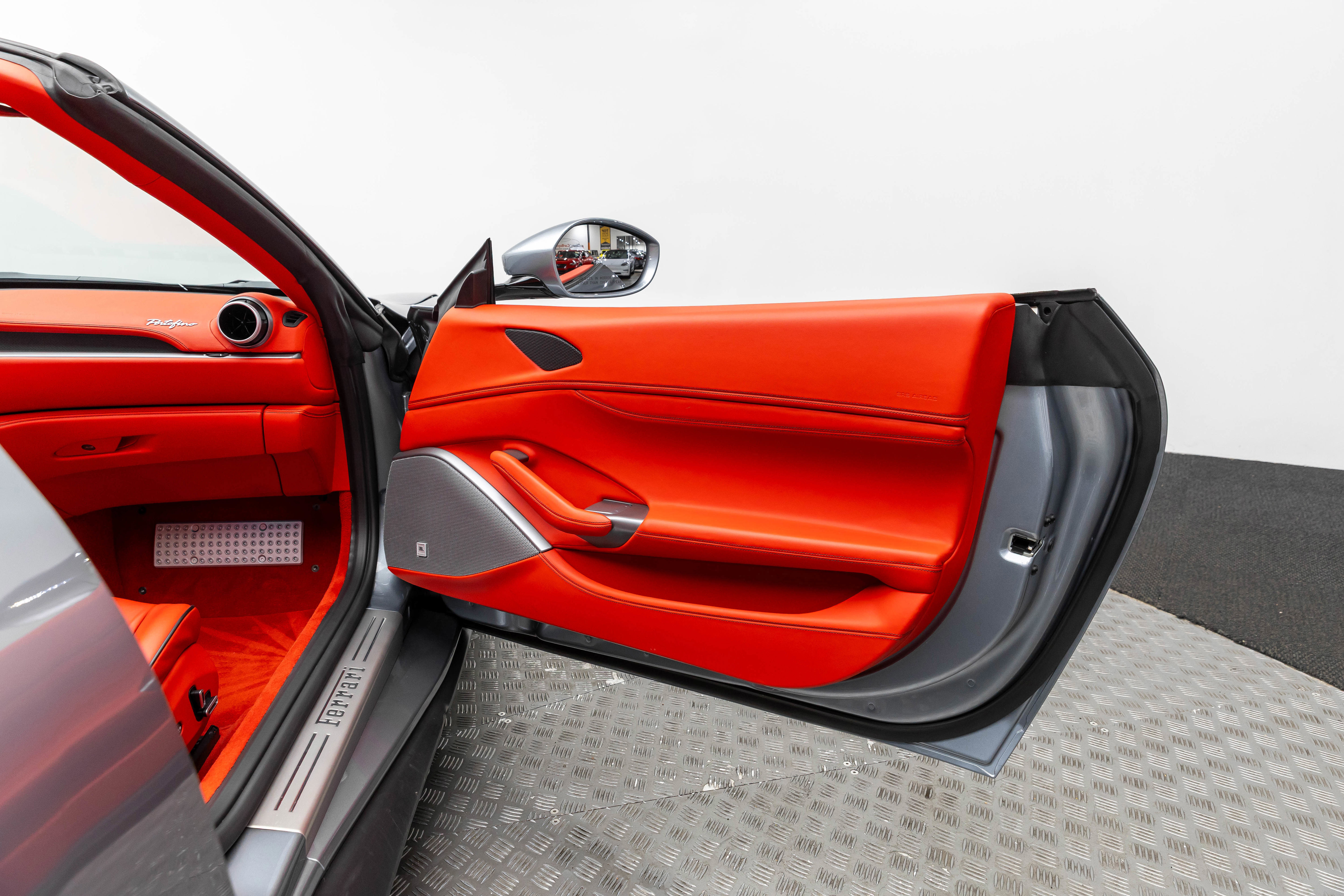 Certified 2019 Ferrari Portofino RWD image 43