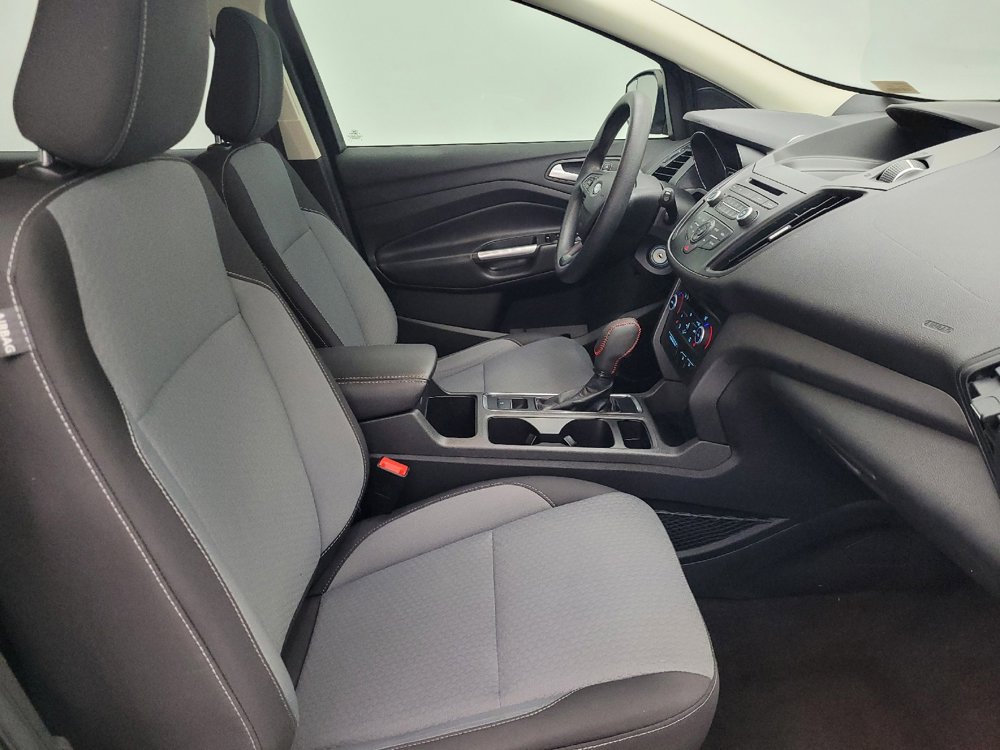 Used 2018 Ford Escape SE image 21