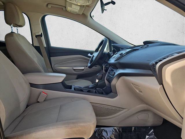 Used 2017 Ford Escape SE image 21