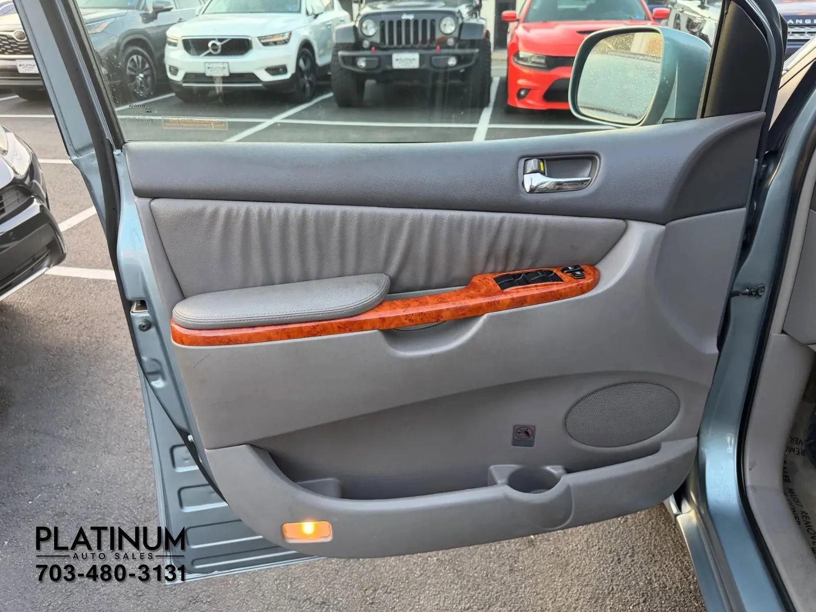 Used 2007 Toyota Sienna XLE image 18