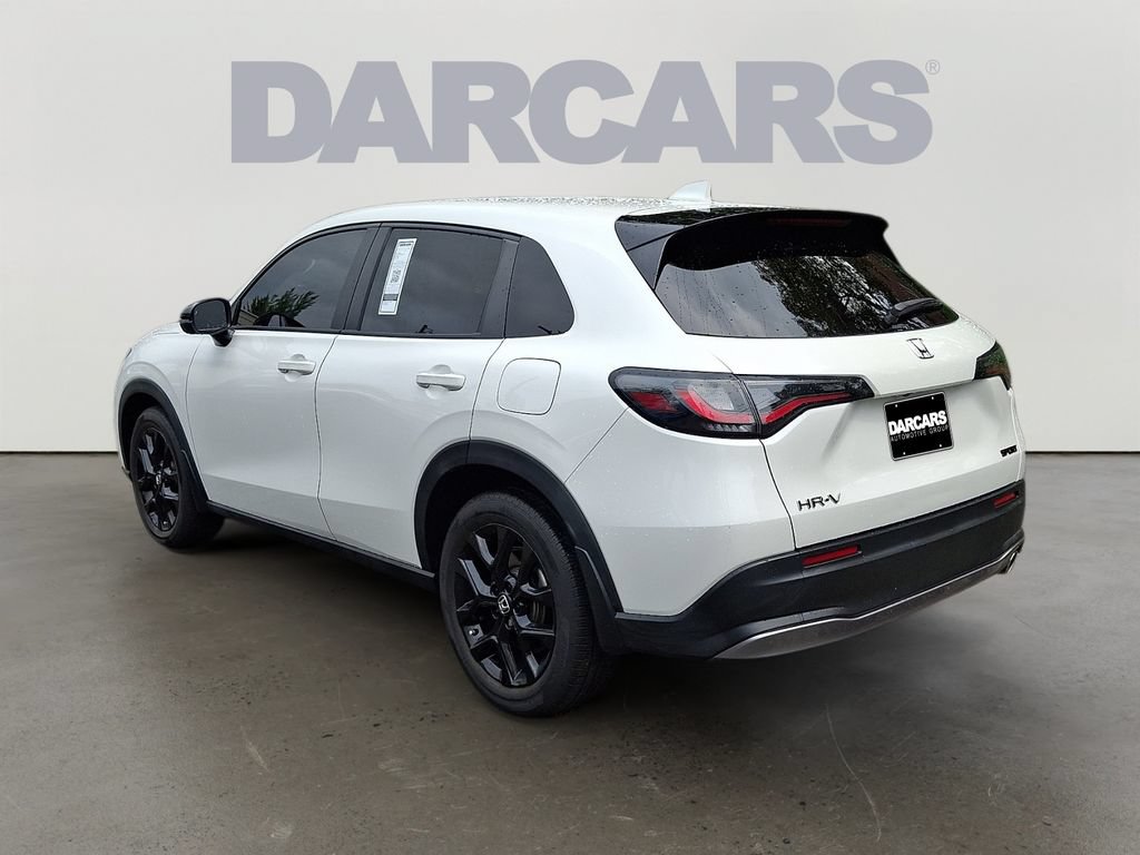 Used 2023 Honda HR-V Sport image 4