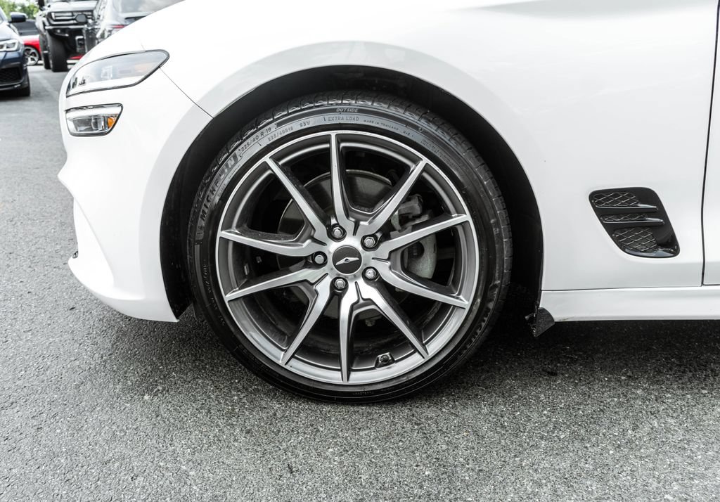Used 2022 Genesis G70 2.0T w/ Prestige Package AWD/4WD image 34