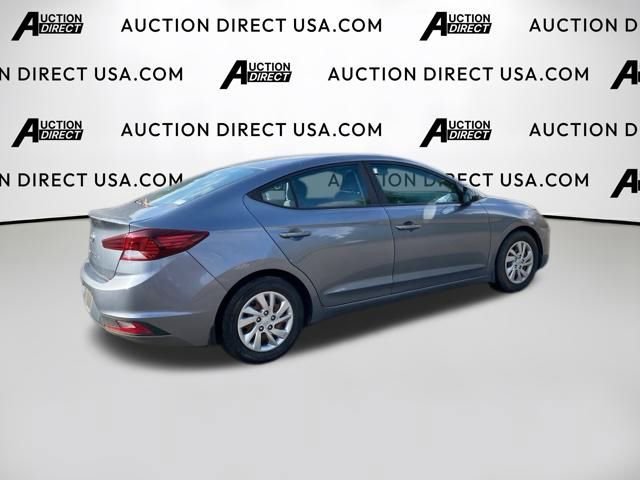 Used 2019 Hyundai Elantra SE image 3