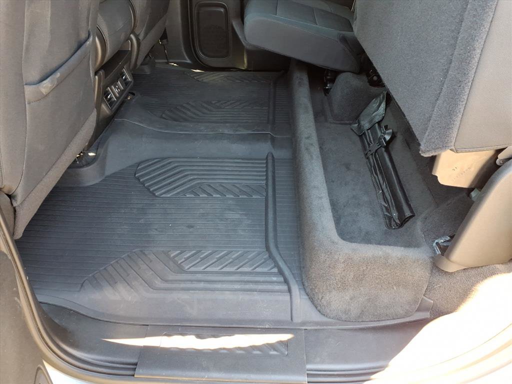 Used 2020 Chevrolet Silverado 1500 LT w/ All-Star Edition AWD/4WD image 17