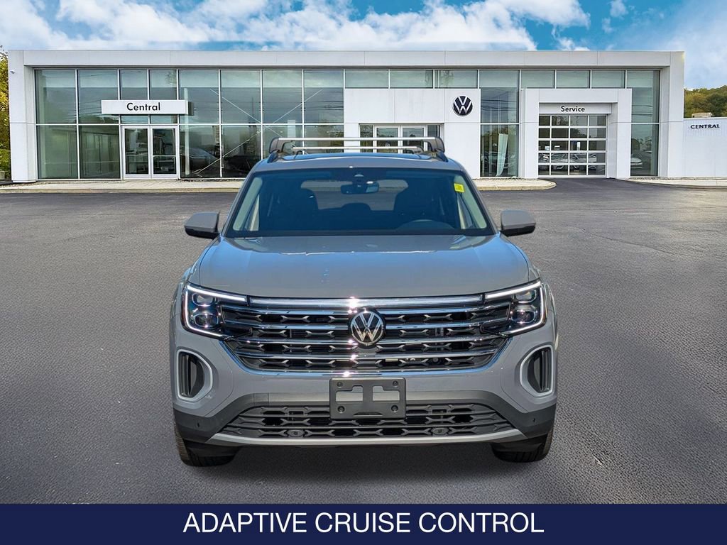 New 2026 Volkswagen Atlas SE image 2