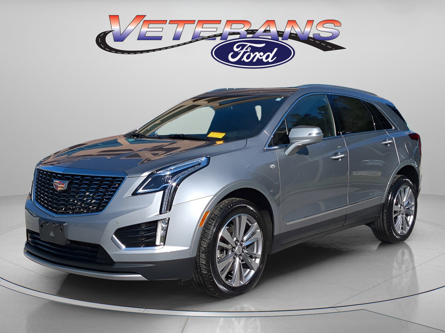 Used 2025 Cadillac XT5 Premium Luxury image 1