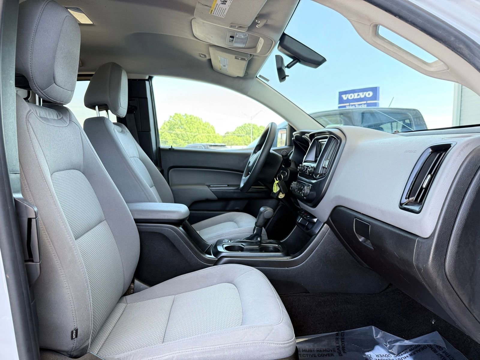 Used 2015 Chevrolet Colorado W/T w/ WT Convenience Package RWD image 17