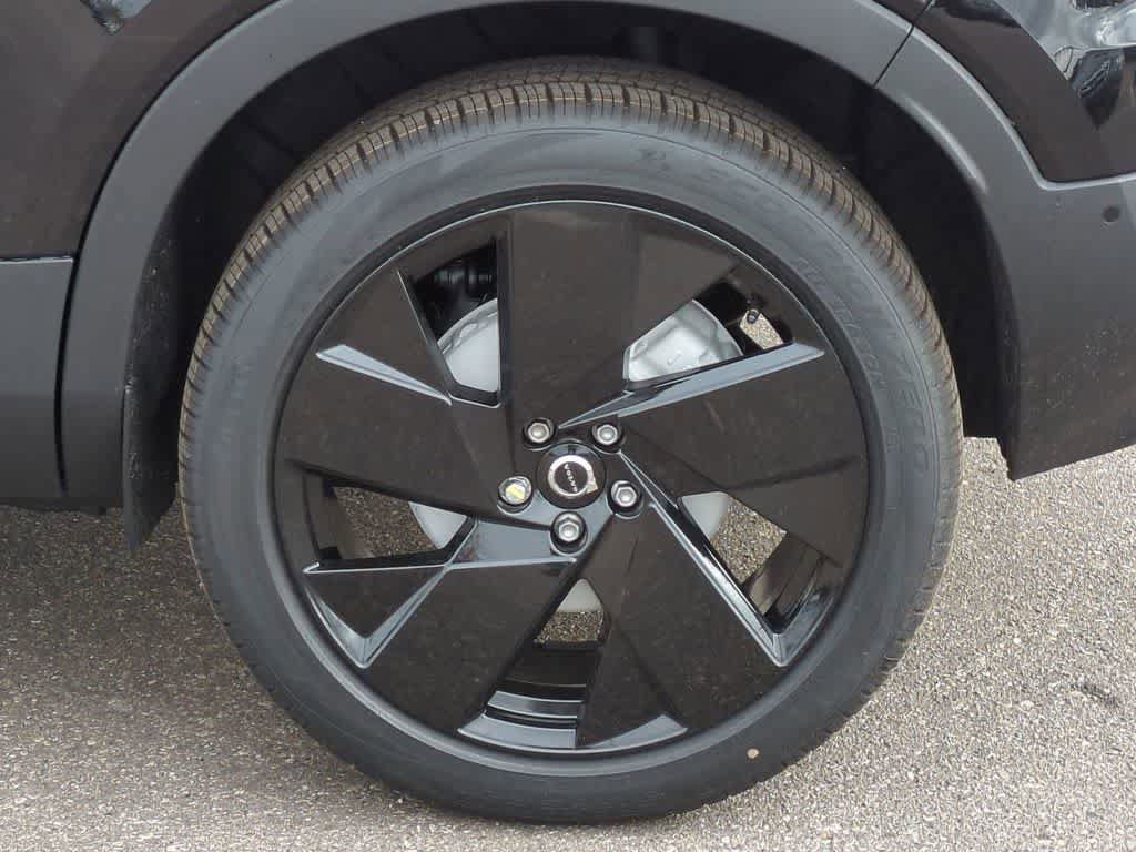 New 2026 Volvo XC40 B5 Ultra w/ Protection Package Premier AWD/4WD image 13