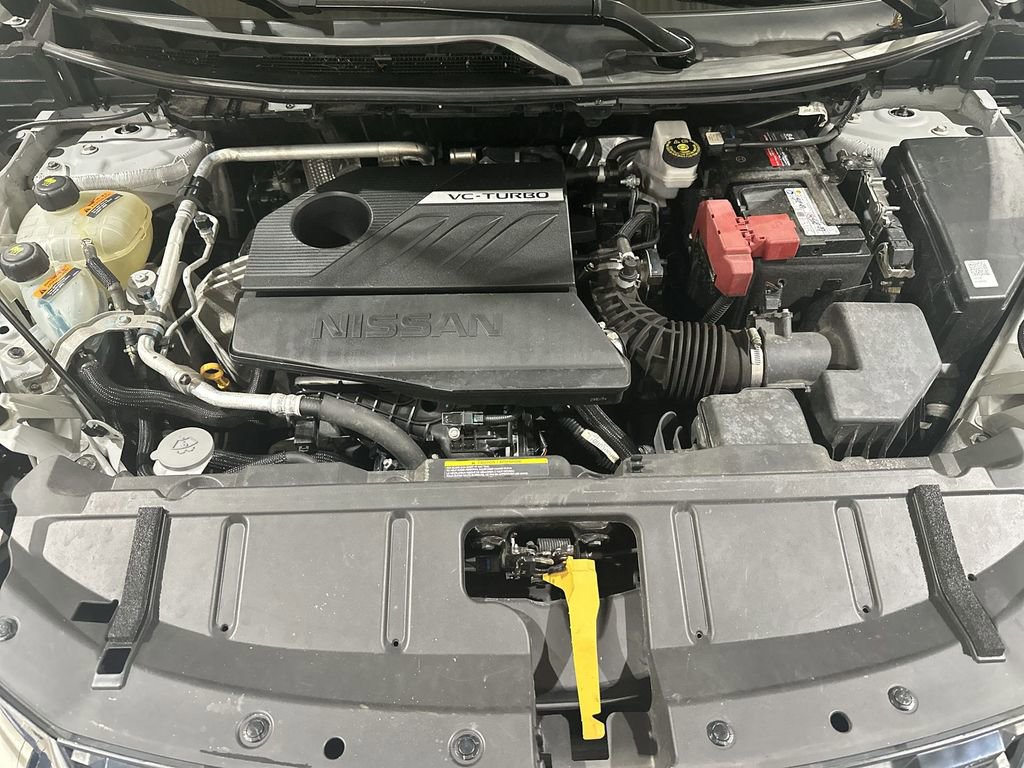 Used 2022 Nissan Rogue SV image 17