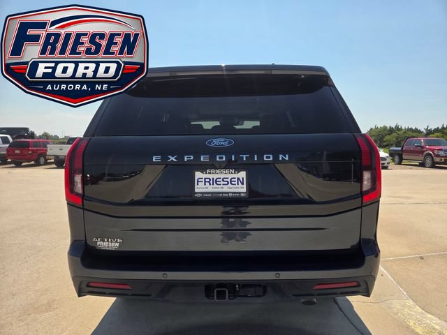 Used 2025 Ford Expedition Active AWD/4WD image 6