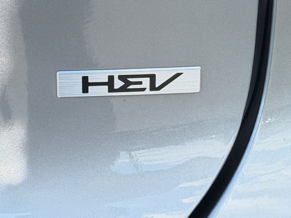 Used 2025 Kia Niro LX FWD image 32