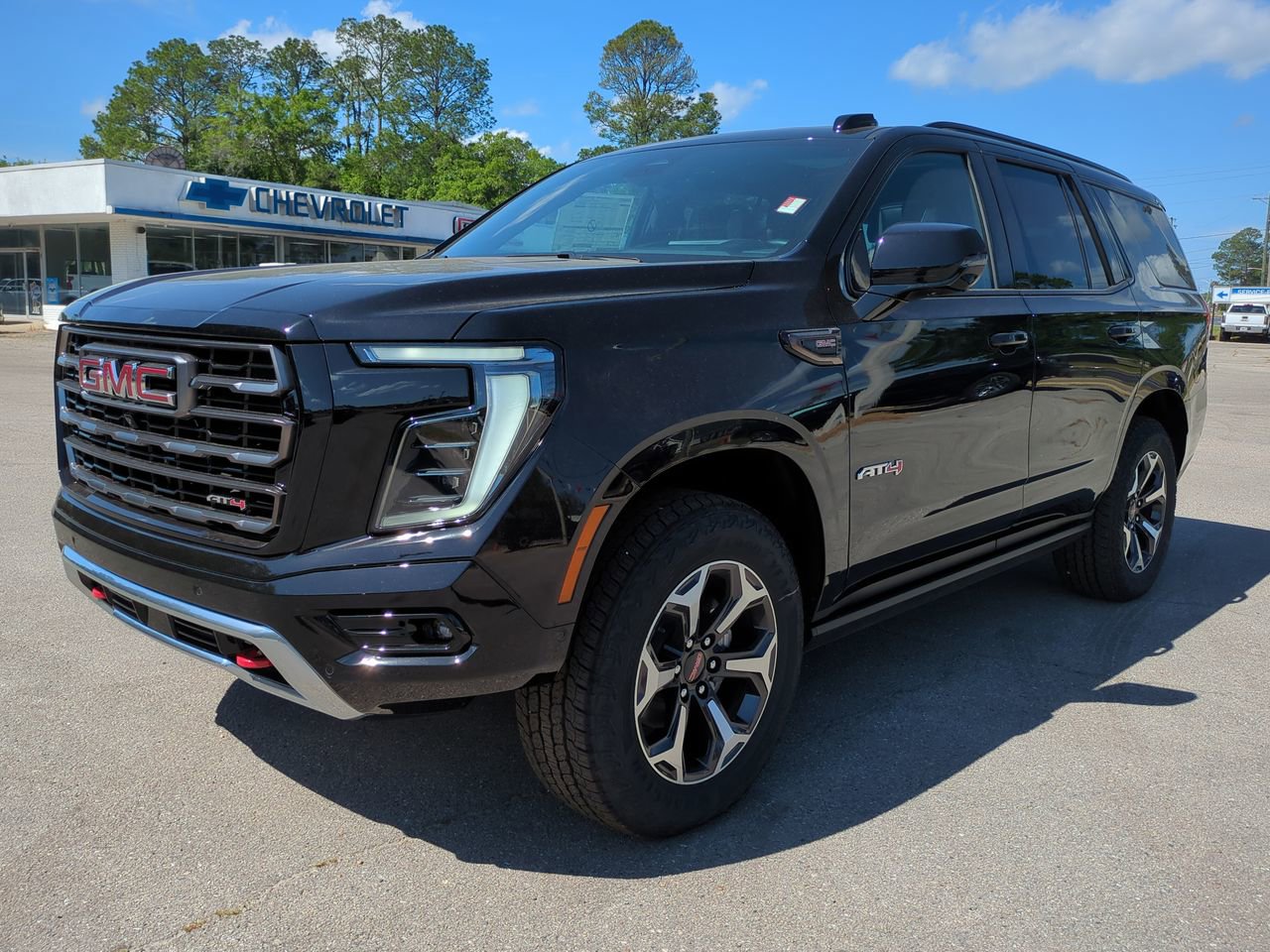 New 2026 GMC Yukon AT4 Ultimate AWD/4WD image 8