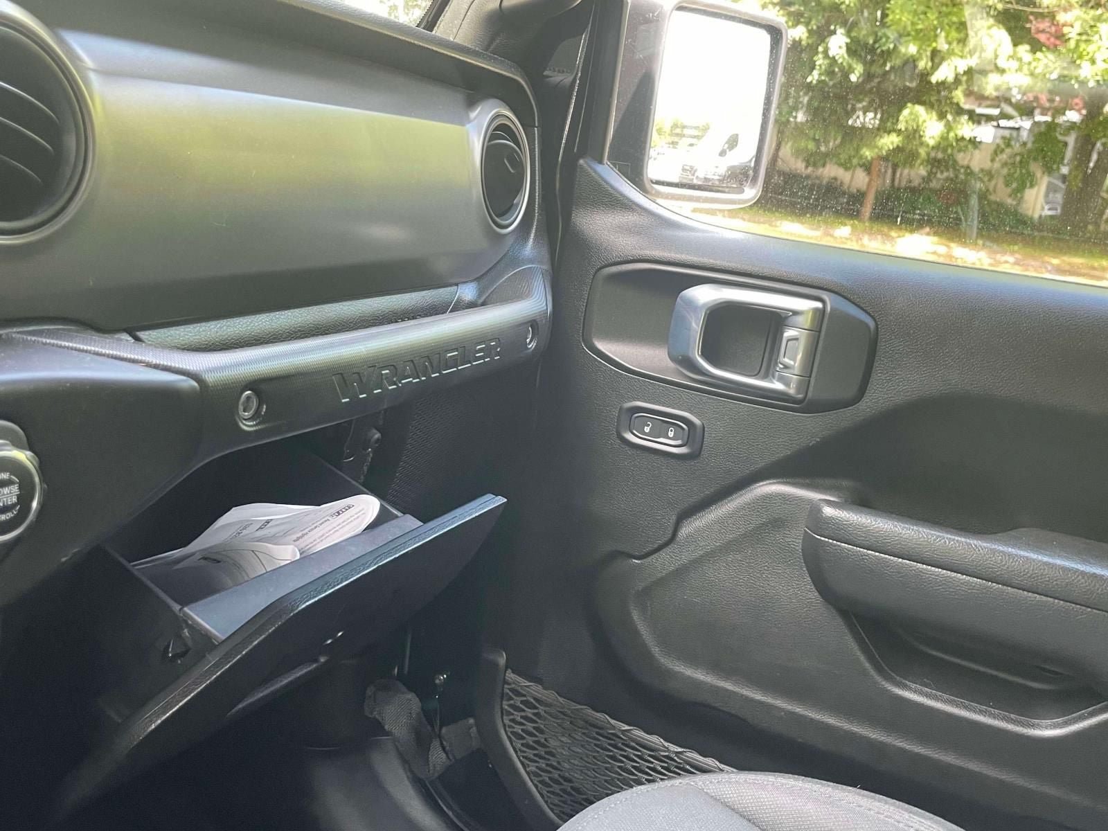 Used 2022 Jeep Wrangler Unlimited Sport w/ Sun And Sound Package AWD/4WD image 32